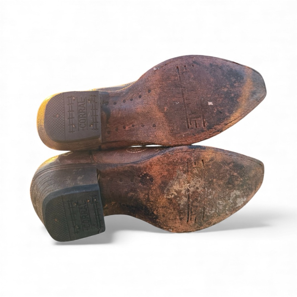 Corral Embroidered Brown Western Boots - image 4